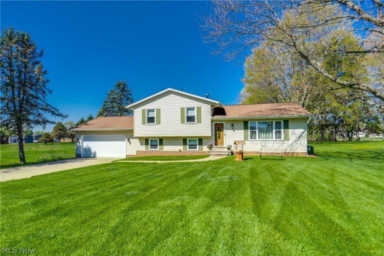 5029 Broadway Avenue, Louisville, OH - Photo 4