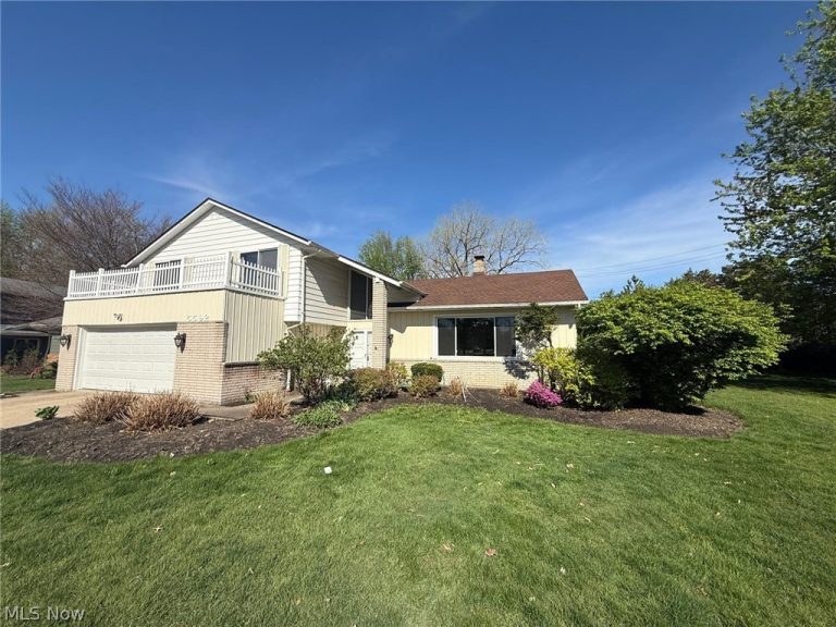 5592 Kilbourne Drive, Lyndhurst, OH, 44124