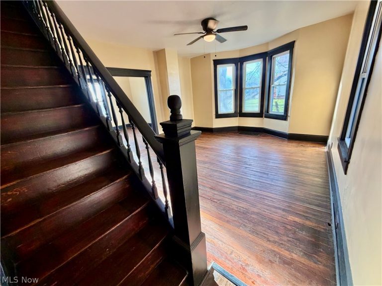 1529 Stark Avenue, Canton, OH - Photo 8