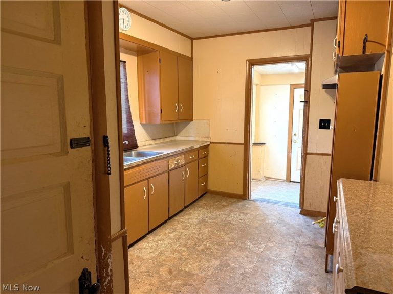 924 Concord Avenue, Akron, OH - Photo 8