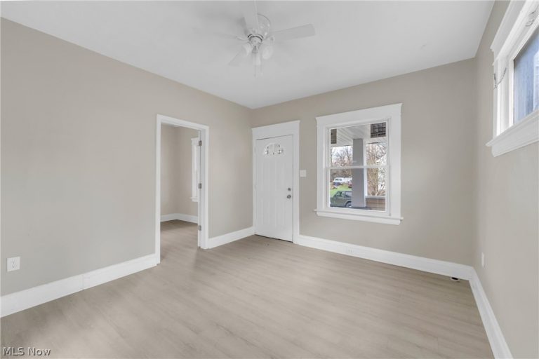 3038 125th Street, Cleveland, OH - Photo 4