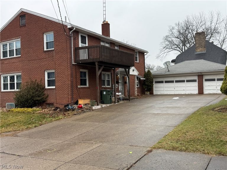 1602 Logan Avenue, Canton, OH - Photo 3