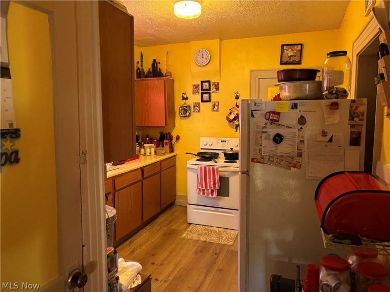 1014 18th Street, Parkersburg, WV - Photo 6