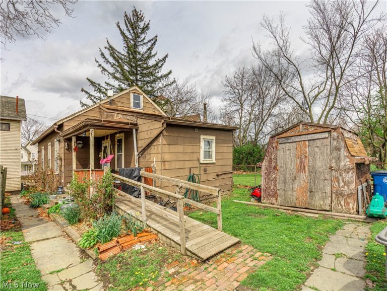 4846 Wendell Avenue, Cleveland, OH - Photo 2