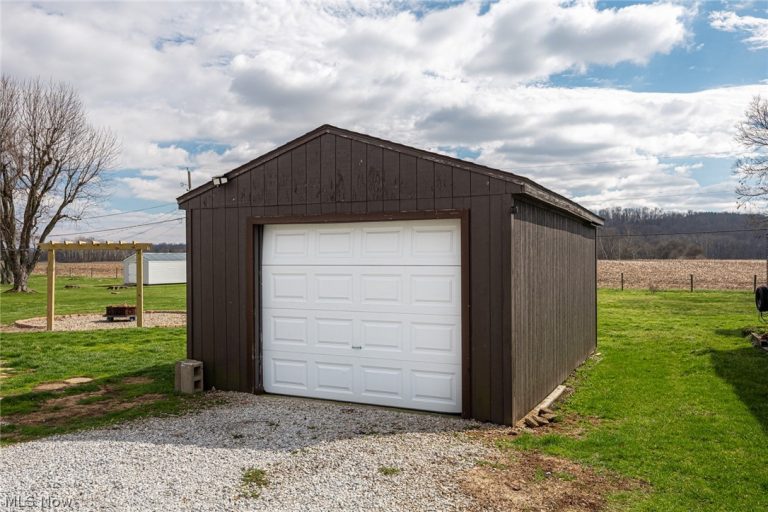 42791 US Highway 36, Warsaw, OH - Photo 6