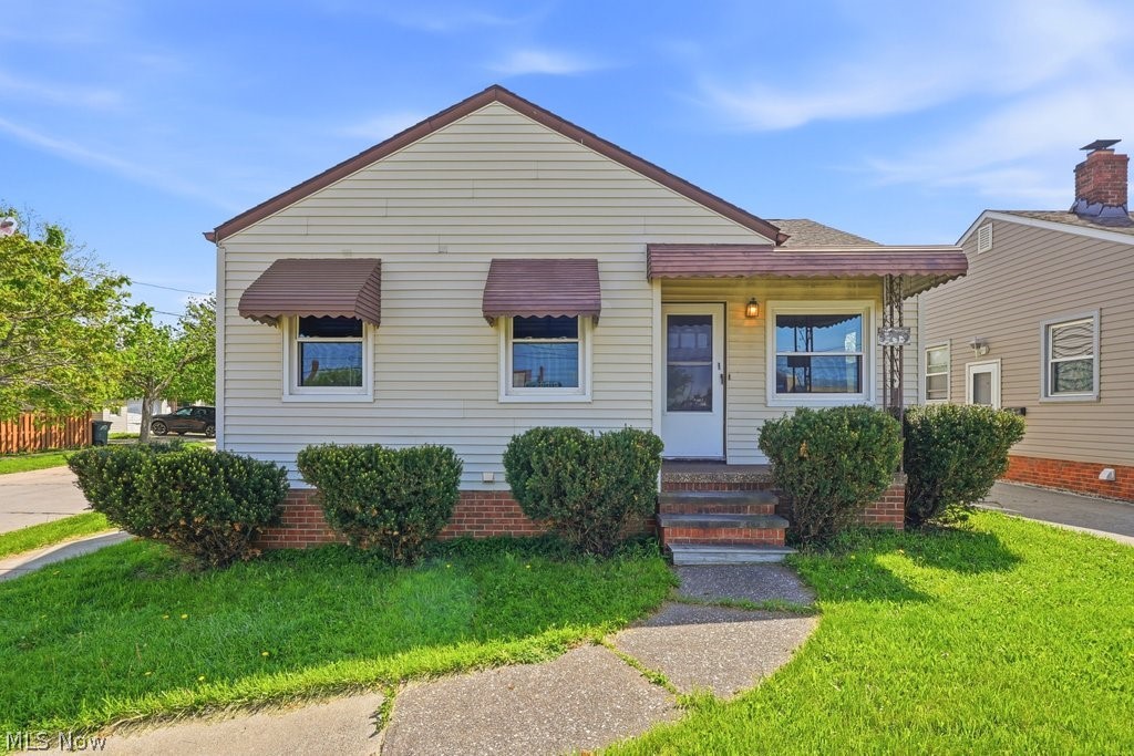 4919 Ridge Road, Brooklyn, OH