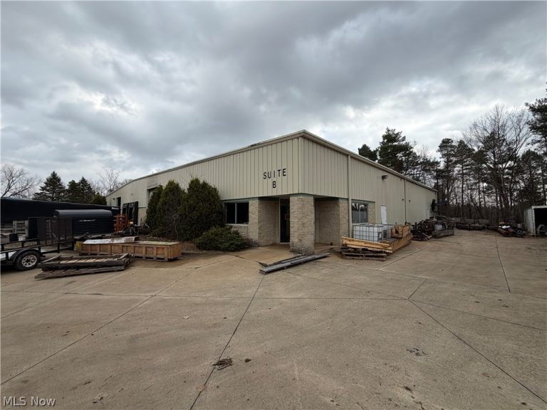 13951 Progress Pkwy, North Royalton, OH - Photo 2