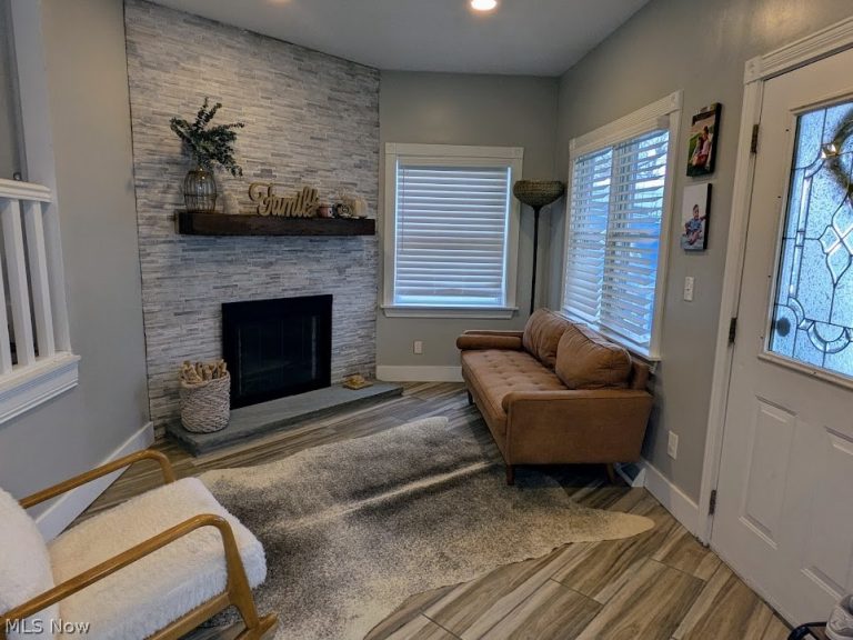 1902 Harding Drive, Wickliffe, OH - Photo 6