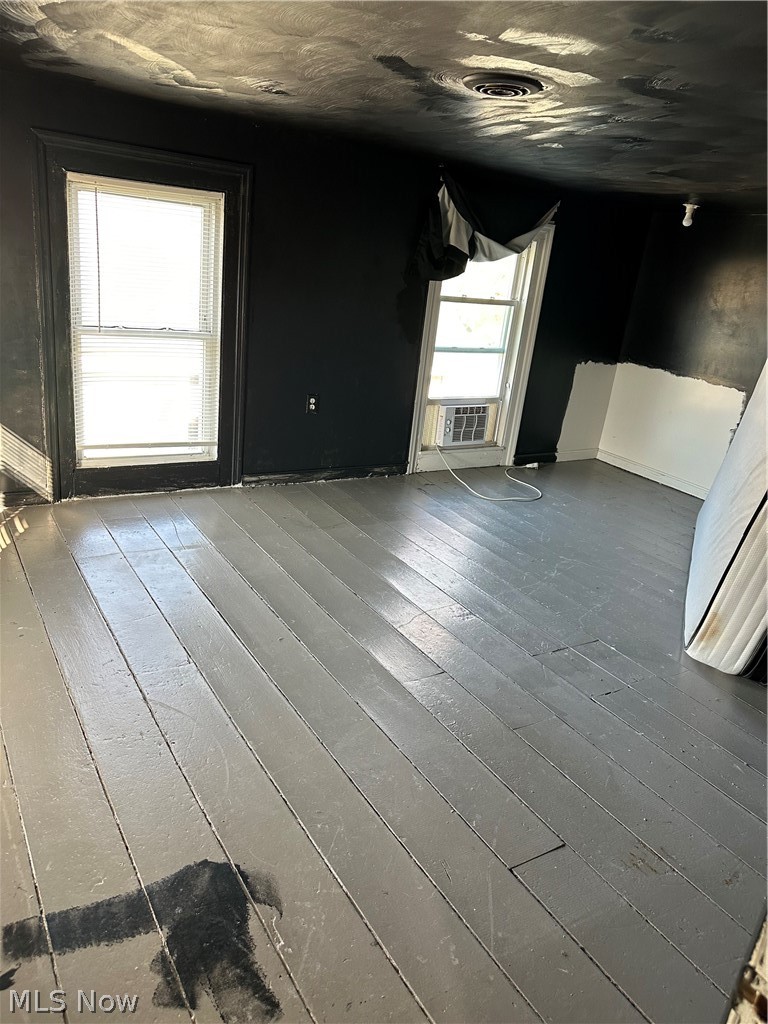 215 Woodlawn Avenue, Geneva, OH - Photo 5