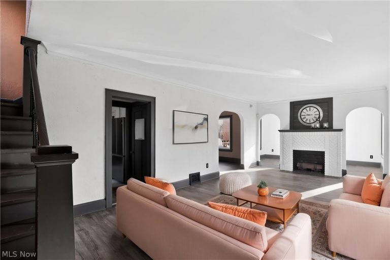 244 Outlook Avenue, Youngstown, OH - Photo 2