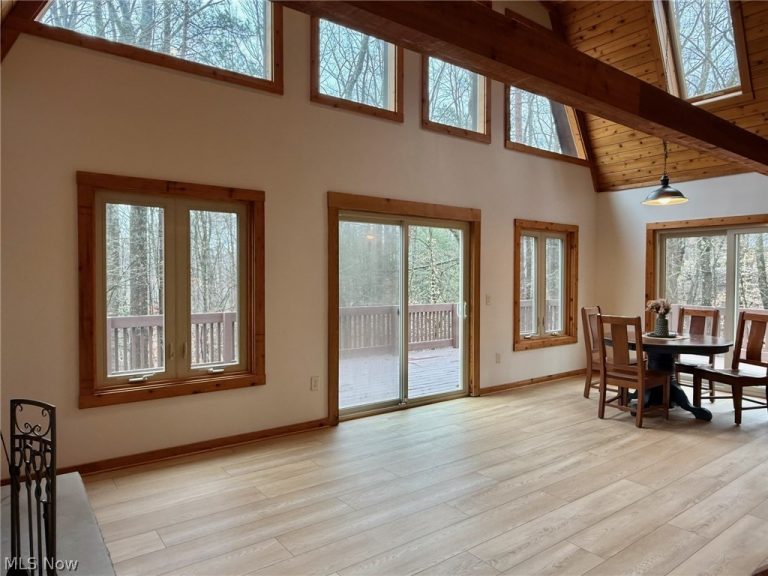 86170 Tappan Highlands Road, Uhrichsville, OH - Photo 3