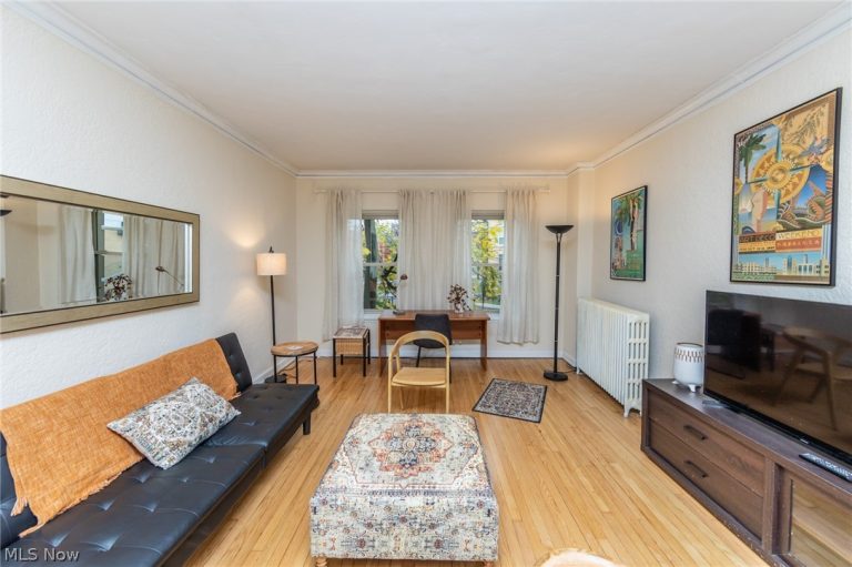 2330 Euclid Heights Boulevard #105, Cleveland Heights, OH - Photo 6