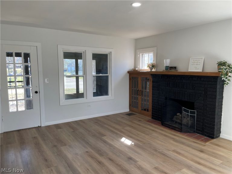 802 Orlando Avenue, Akron, OH - Photo 3