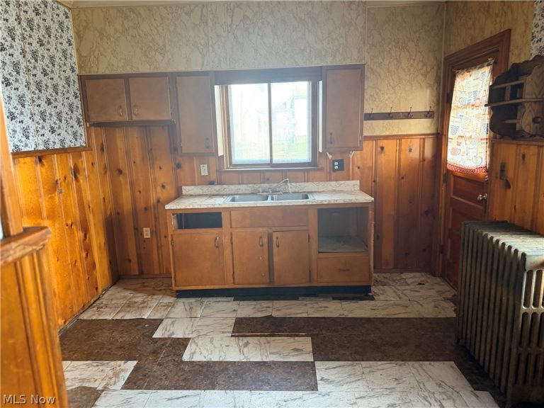 1531 Euclid Avenue, Steubenville, OH - Photo 8