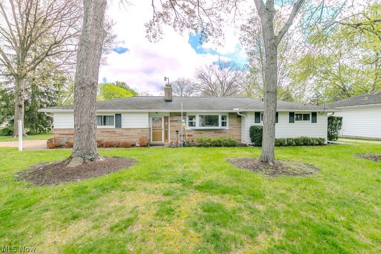 7003 Parmelee Drive, Mentor, OH, 44060