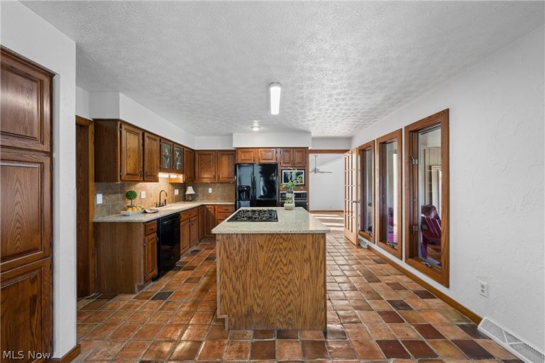 490 Johnson Road, Kent, OH - Photo 8