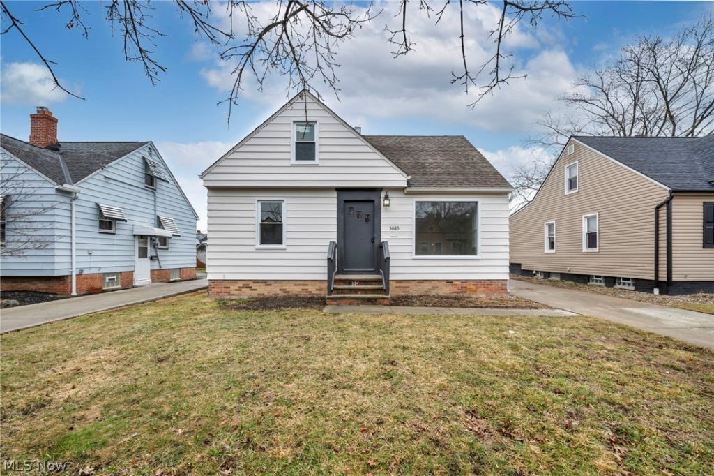 5085 6th Street, Brooklyn Heights, OH