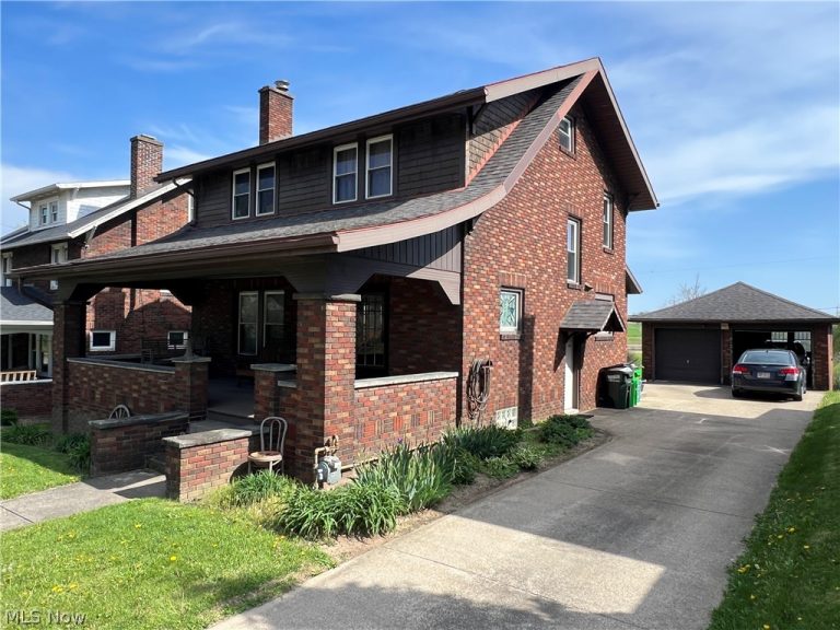226 Dover Road, Sugarcreek, OH - Photo 2