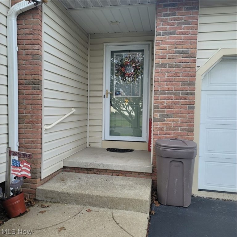 148 Woodland, Cortland, OH - Photo 5