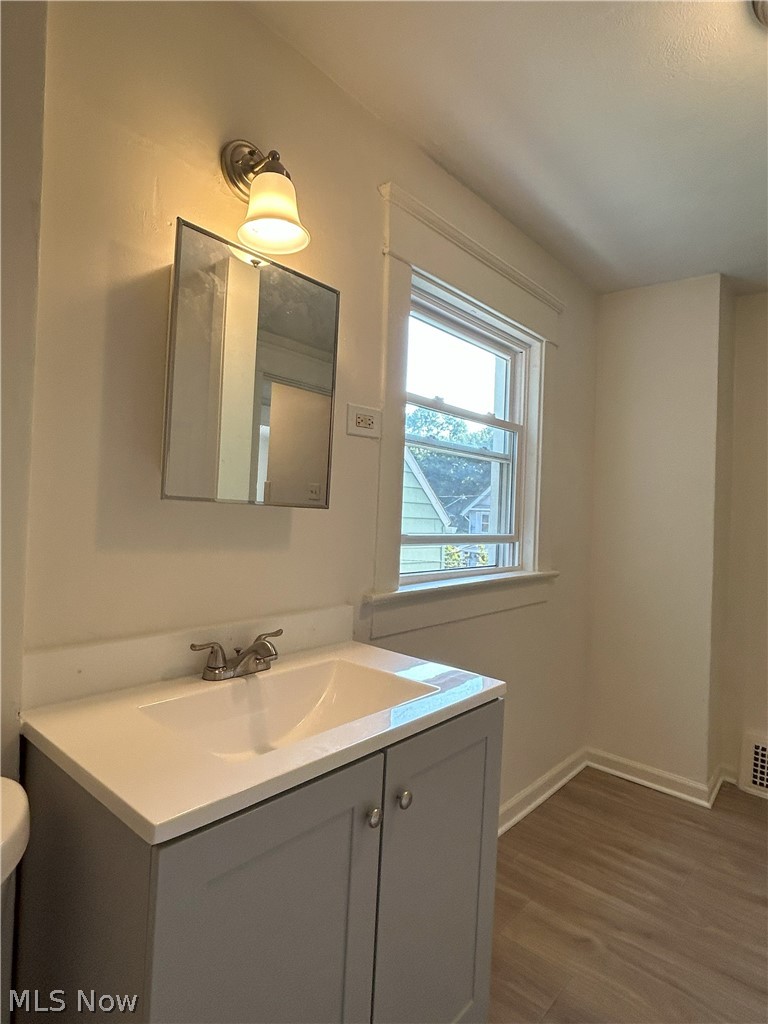 495 Delmar Avenue, Akron, OH - Photo 8