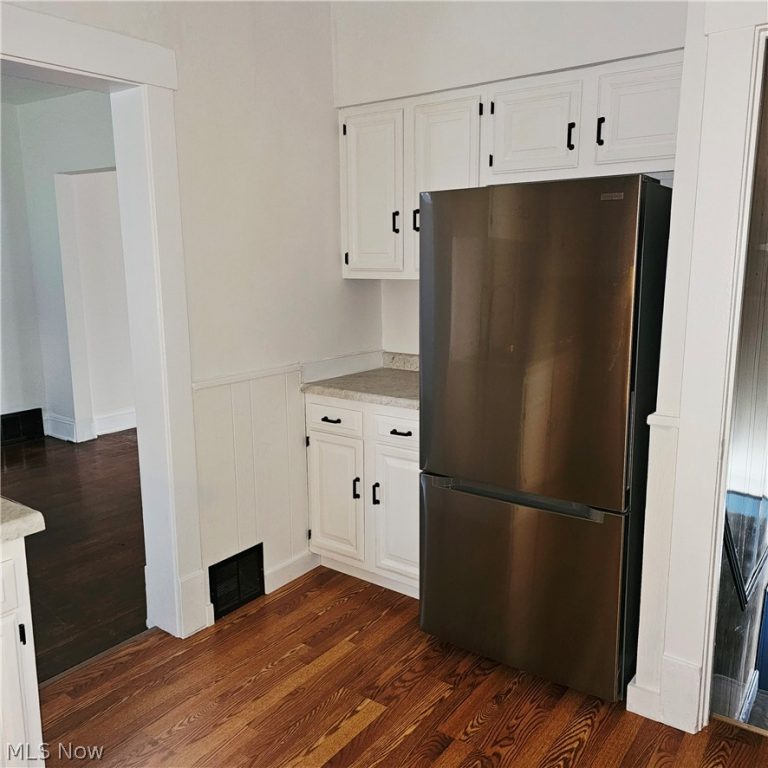 3110 111th Street, Cleveland, OH - Photo 4