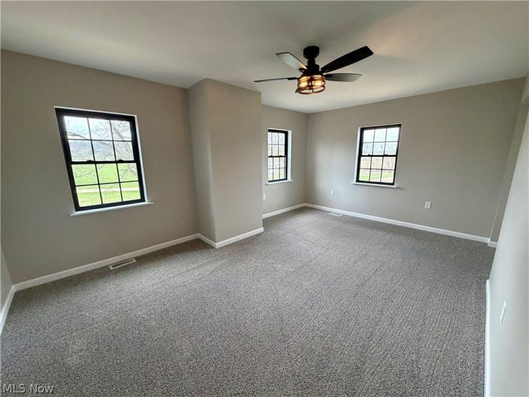 139 High Street, Glenford, OH - Photo 6
