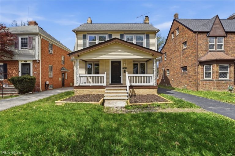 1912 Janette Avenue, Cleveland Heights, OH, 44118