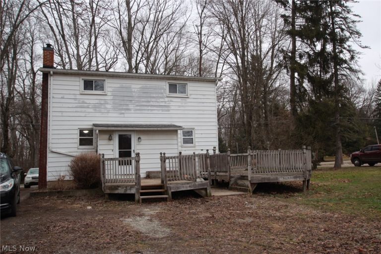 2432 Cadwallader Sonk Road, Cortland, OH - Photo 4