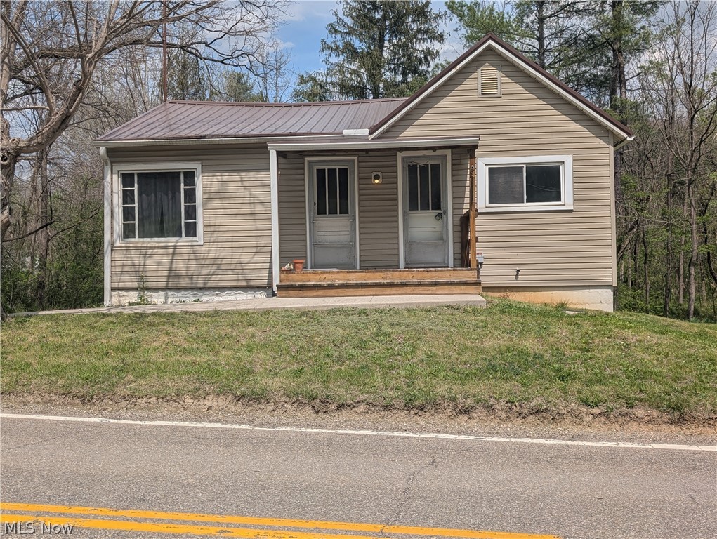 14644 State Route 37, Crooksville, OH