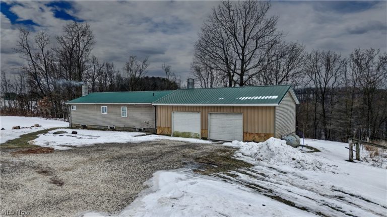 2026 Brussel Road, Carrollton, OH - Photo 2