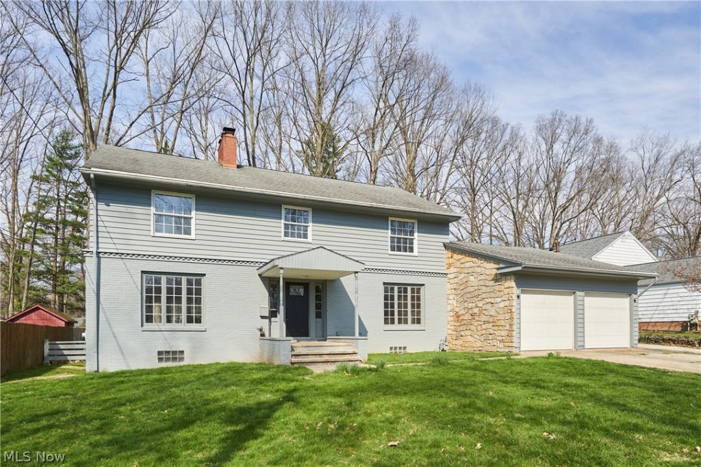 3614 Oak Road, Stow, OH