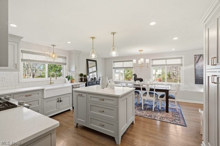 399 Walters Road, Chagrin Falls, OH - Photo 5