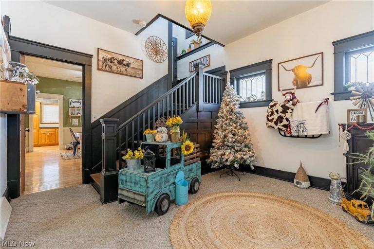 1202 Wooster Avenue, Dover, OH - Photo 8