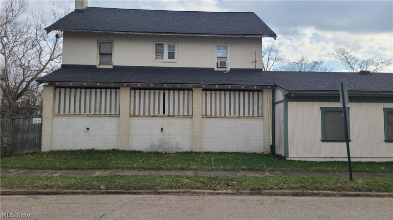 3503 Southern Boulevard, Youngstown, OH - Photo 8