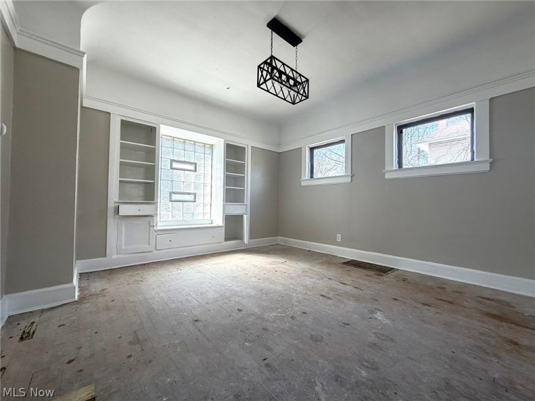 10106 Parmelee Avenue, Cleveland, OH - Photo 4