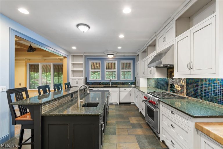 900 Quinby Avenue, Wooster, OH - Photo 8