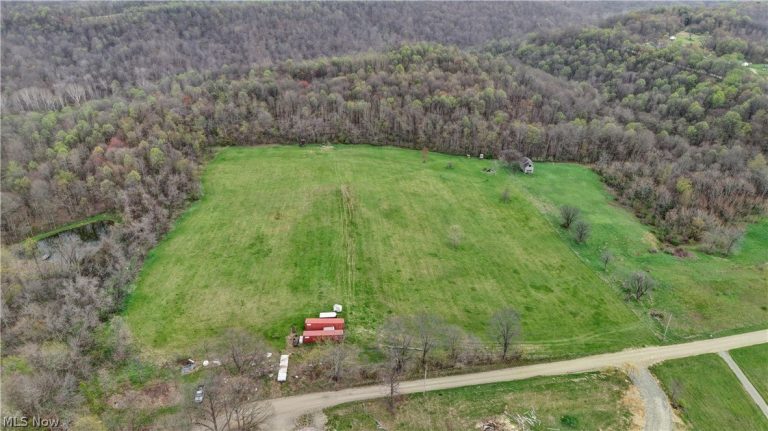 75964 Science Hill Road, Newcomerstown, OH - Photo 5