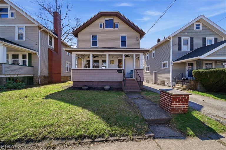 714 Grant Avenue, Cuyahoga Falls, OH, 44221