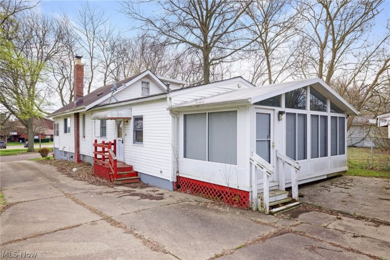 740 Fuller Street, Akron, OH - Photo 5