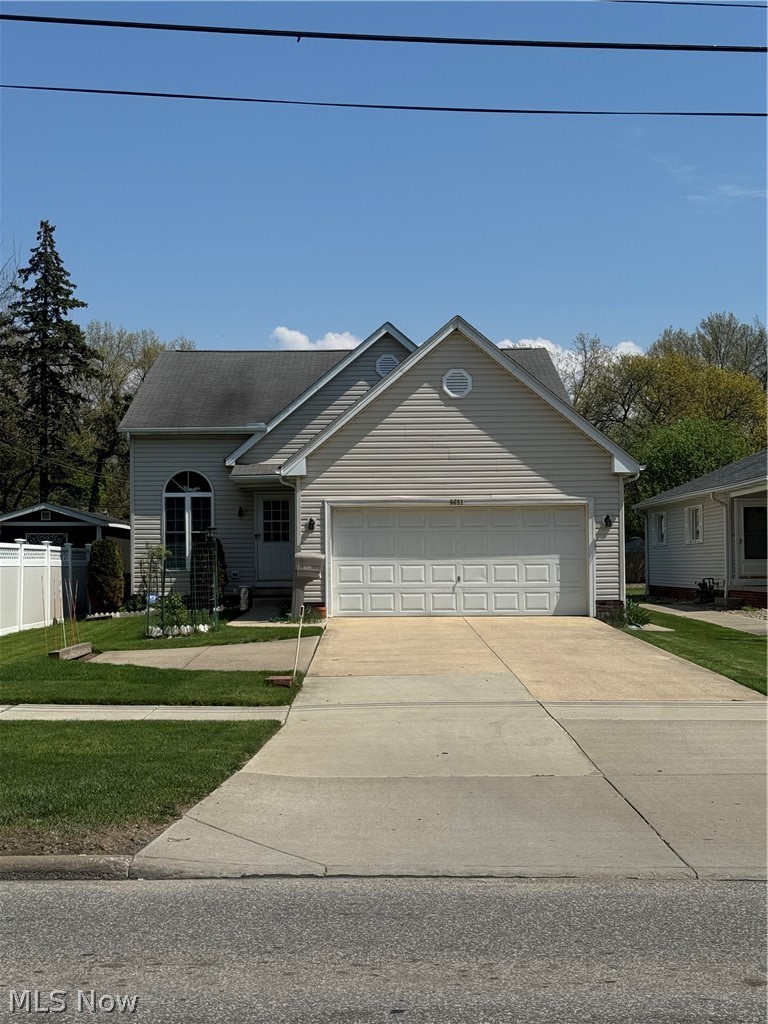 6651 130 Street, Parma Heights, OH - Photo 2