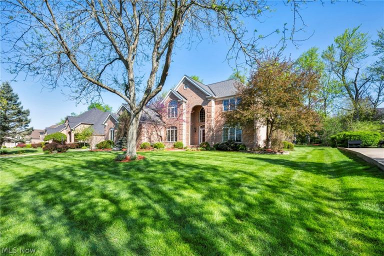 2771 Jumpers Drive, Akron, OH - Photo 3