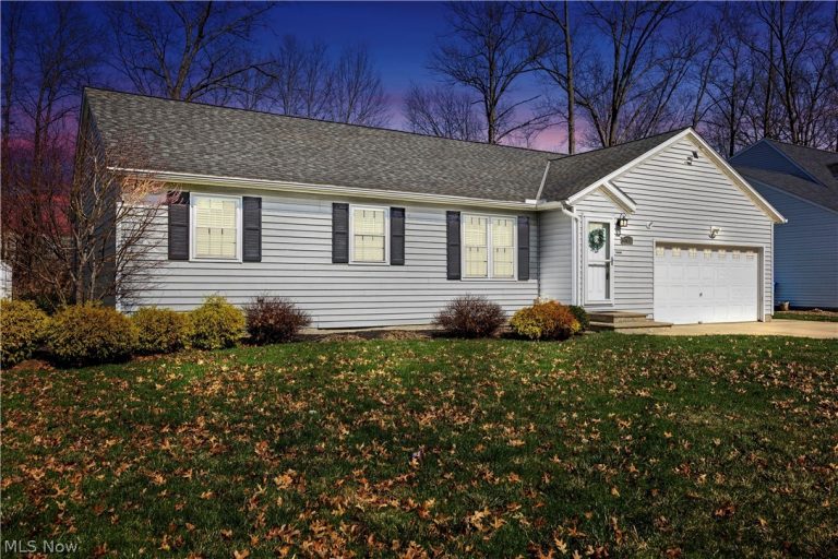 37502 Doovys Street, Avon, OH - Photo 3