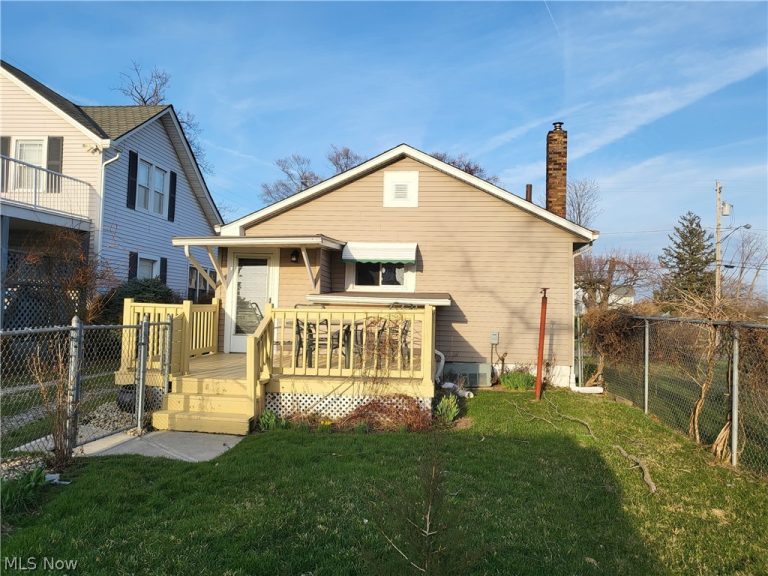 108 Arizona Avenue, Lorain, OH - Photo 4