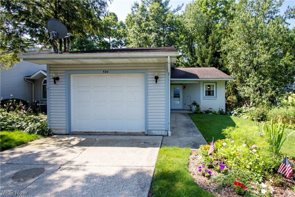594 Forest Creek Drive, Wooster, OH