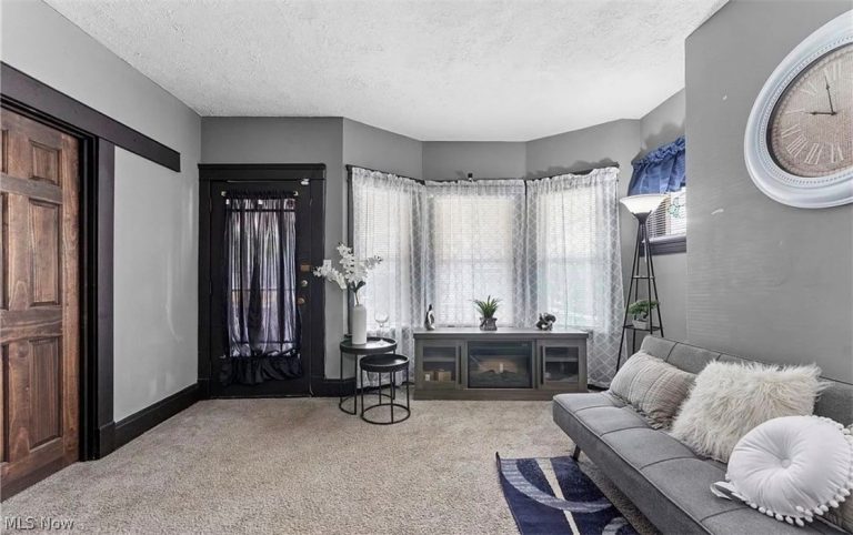 3340 98th Street, Cleveland, OH - Photo 3