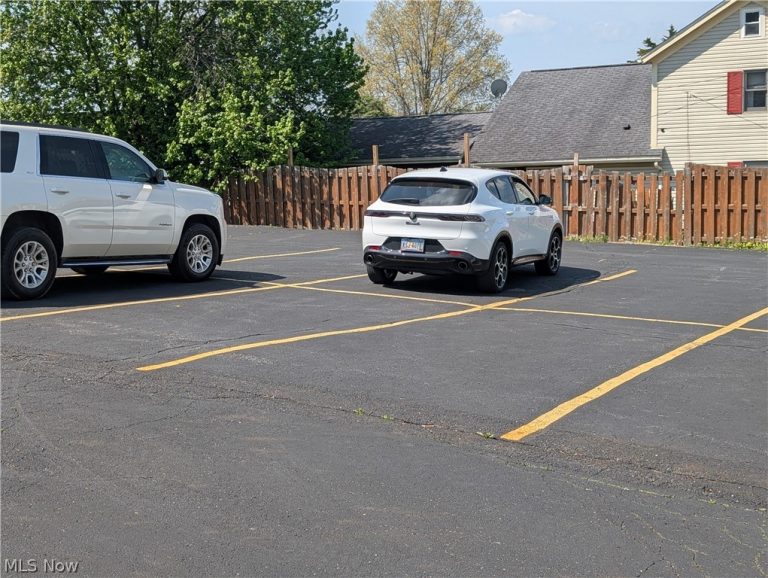 293 Ellsworth Avenue, Salem, OH - Photo 5