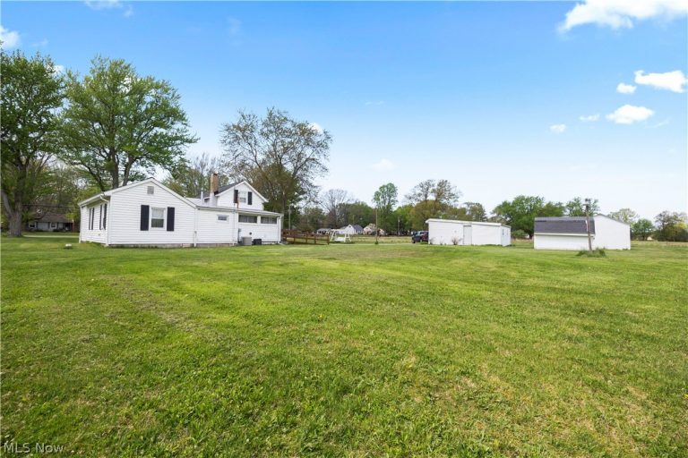 203 Annis Road, South Amherst, OH - Photo 6