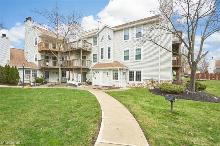 28180 Detroit Road #D1, Westlake, OH, 44145