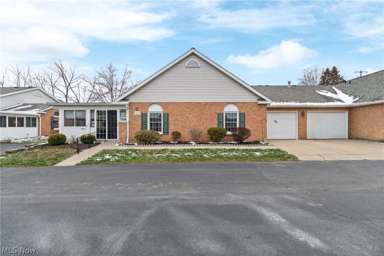 1529 Rhine River Road, Uniontown, OH, 44685