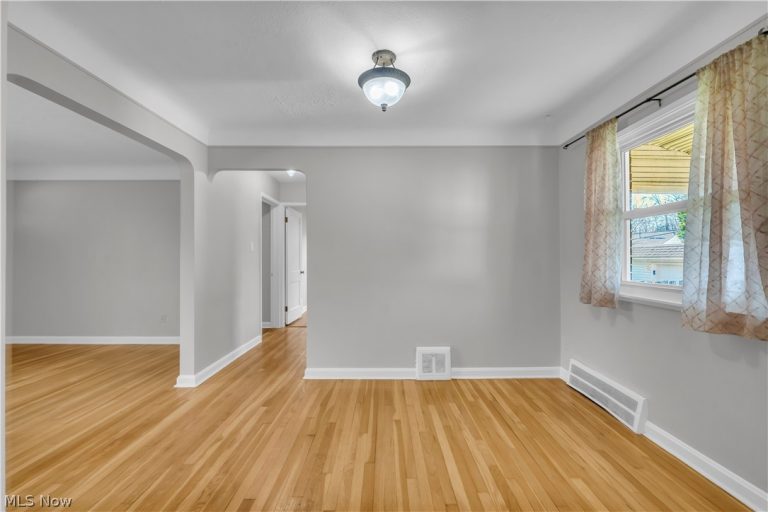 14721 Harley Avenue, Cleveland, OH - Photo 6